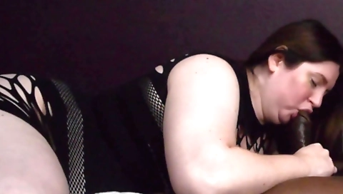 Brunette milf with a big ass getting deep throated