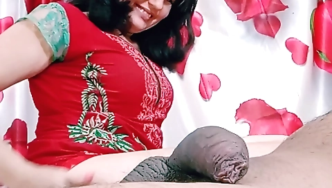 Brunette milf has a deepthroat with her best friend