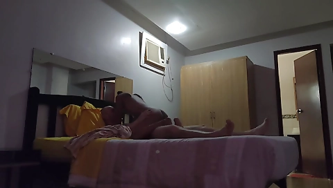 Ebony brunette fucked by her white dude in a homemade video